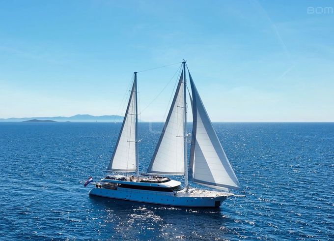 Custom Made Ms Custom Line 43.5m