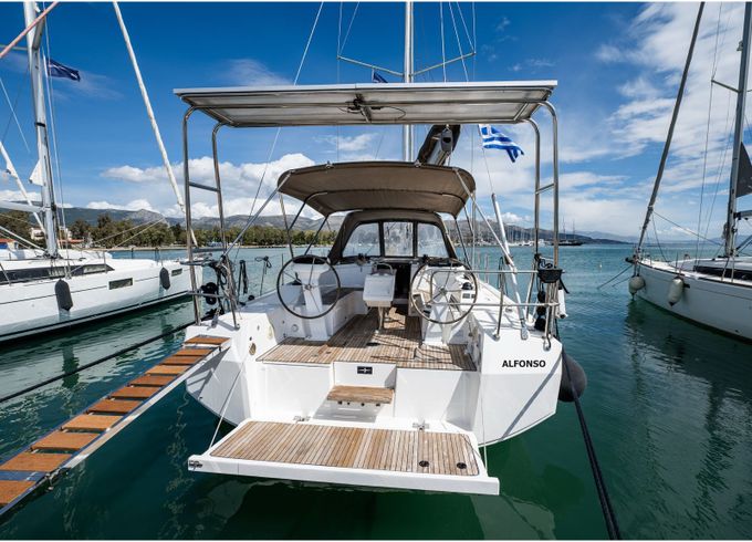Bavaria C38