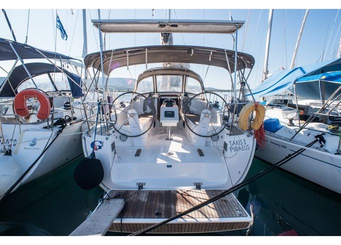 Bavaria Cruiser 37