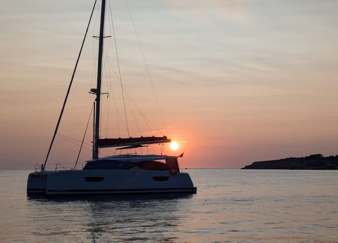 Fountaine Pajot Astréa 42