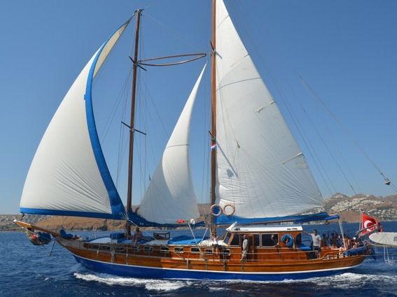 Sailing Gulet Musandira