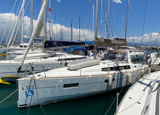 Beneteau Oceanis 38