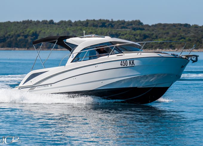 Beneteau 8 Ob