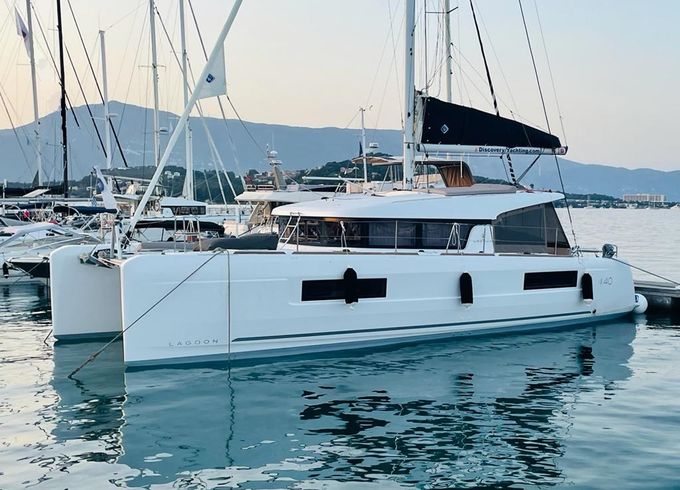 Lagoon 40