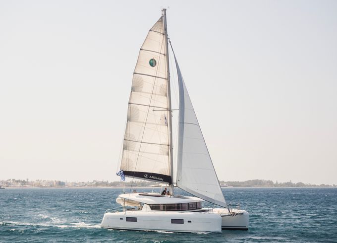 Lagoon 42