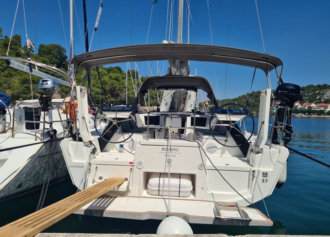 Dufour Yachts Dufour 37