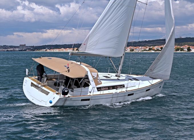 Beneteau Oceanis 45