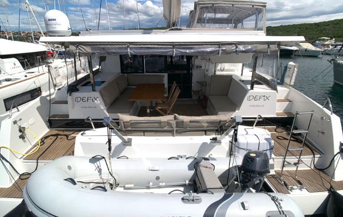 Fountaine Pajot Lucia 40