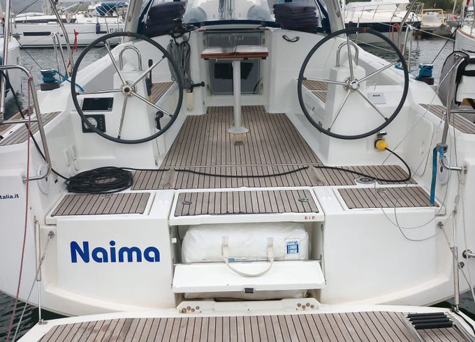 Beneteau Oceanis 38.1