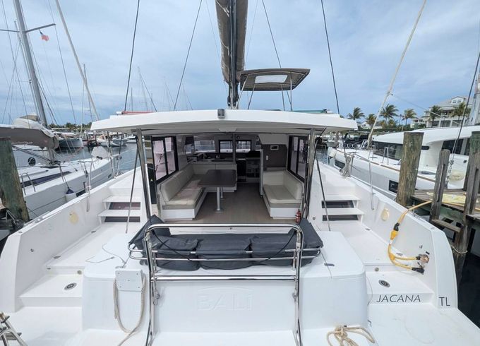 Bali Catamarans Bali 4.1