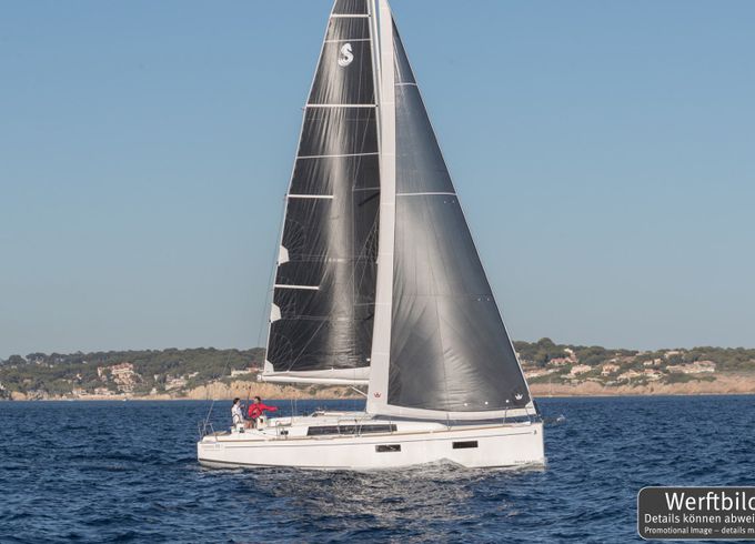 Beneteau Oceanis 38.1