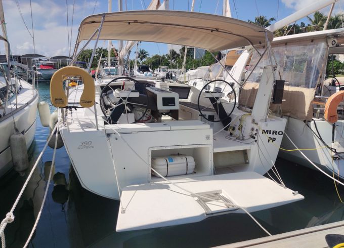 Dufour Yachts Dufour 390 Gl