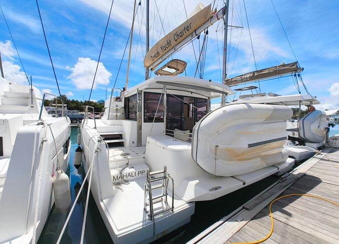 Bali Catamarans Bali 4.3