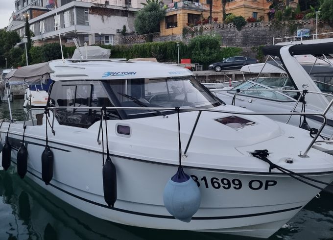 Jeanneau Merry Fisher 795