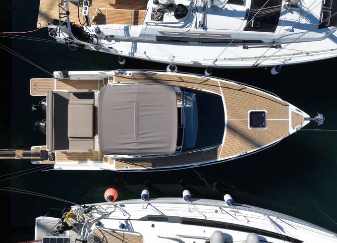 NUVA YACHTS Nuva M9 Cabin