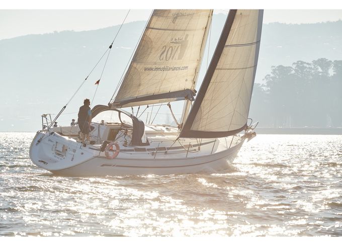 Bavaria 38