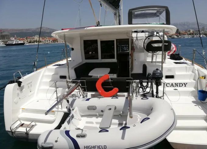 Lagoon 40