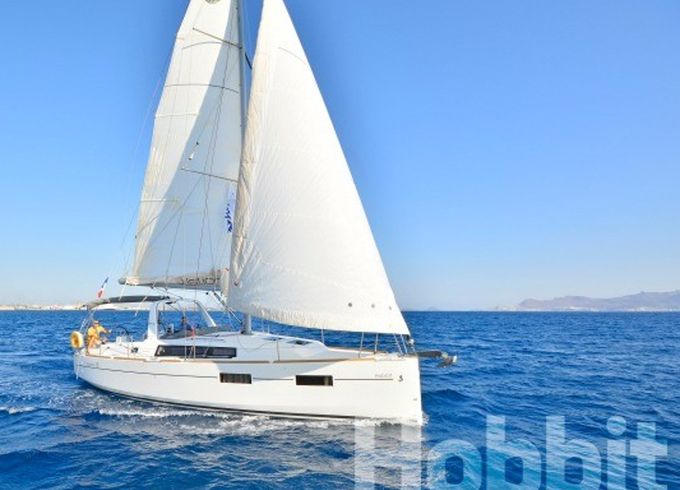 Beneteau Oceanis 35