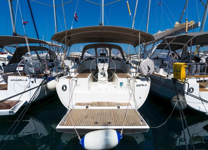 Bavaria Cruiser 36
