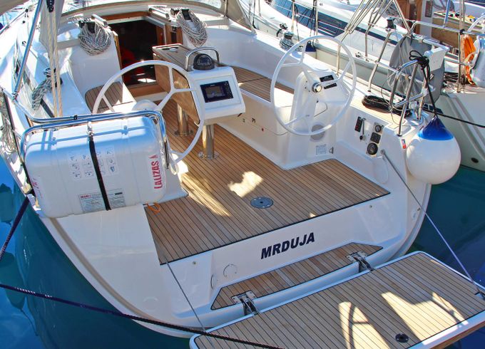 Bavaria Cruiser 34