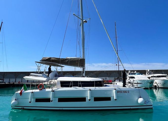 Dufour Yachts Dufour Catamaran 48 5c+5h