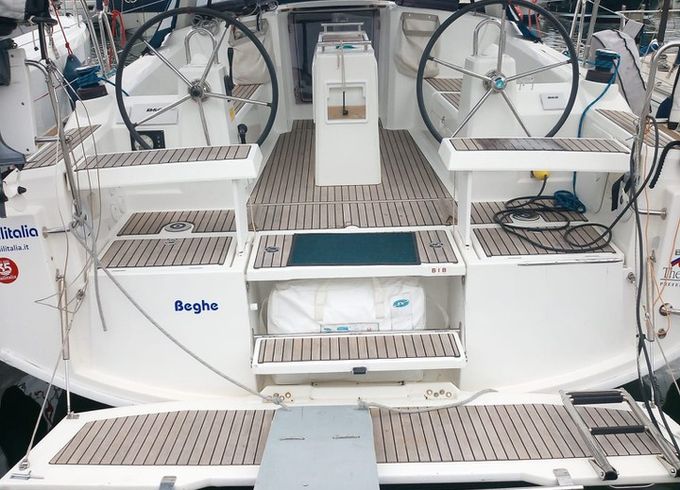 Beneteau Oceanis 35.1