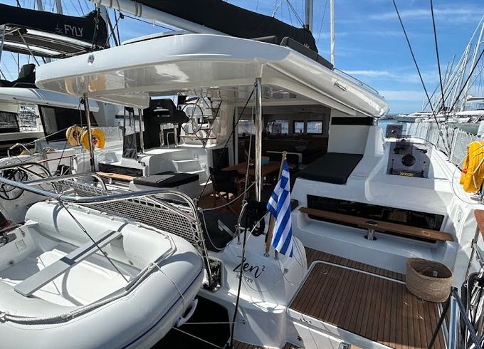 Lagoon 43