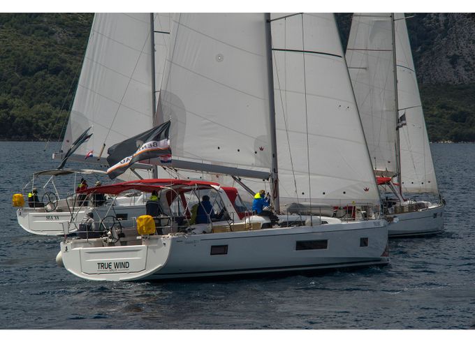 Beneteau Oceanis 51.1