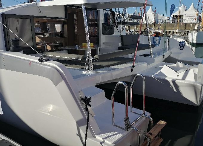 Neel Trimarans Neel 43