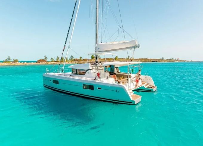 Lagoon 42