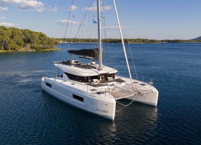 Lagoon 43