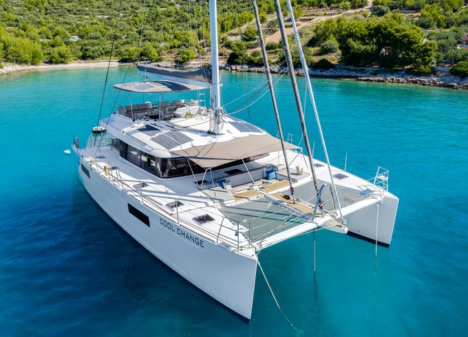 Lagoon 560