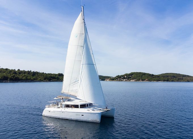 Lagoon 421