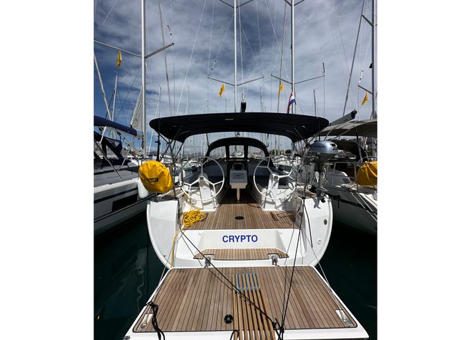 Bavaria Cruiser 37