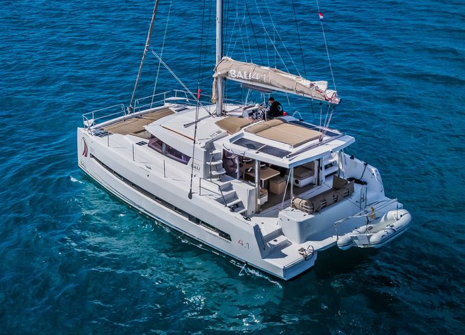 Bali Catamarans Bali 4.1