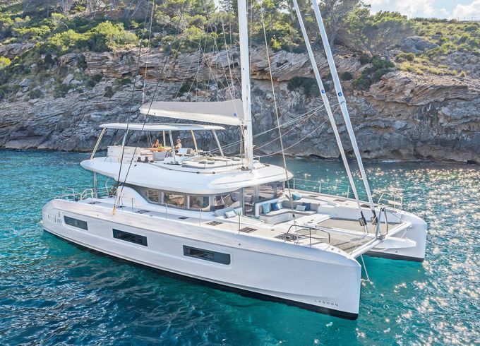 Lagoon 60