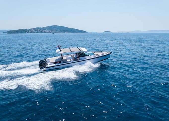 Axopar 37 Sun Top