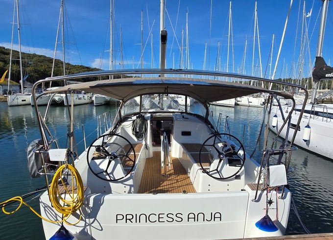 Jeanneau Sun Odyssey 380