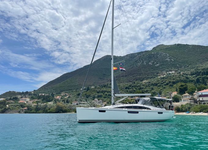 Bavaria Vision 42 Owner Version