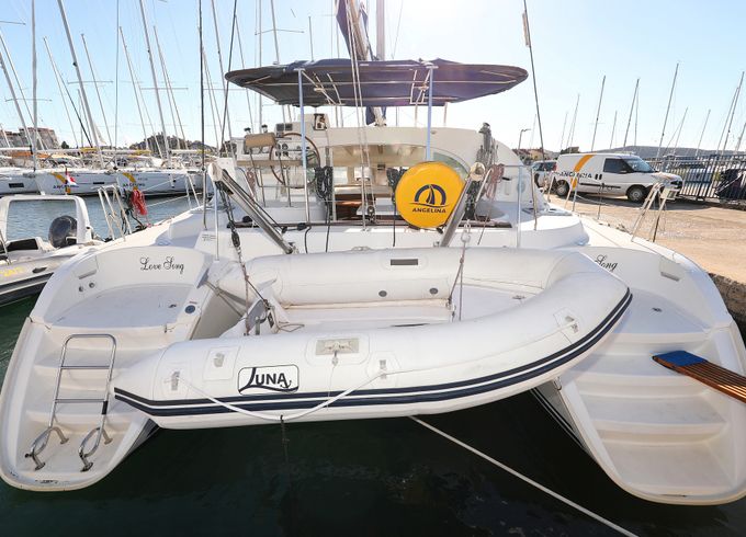 Lagoon 380 S2