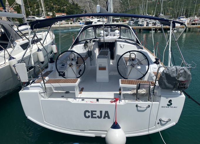 Beneteau Oceanis 38.1