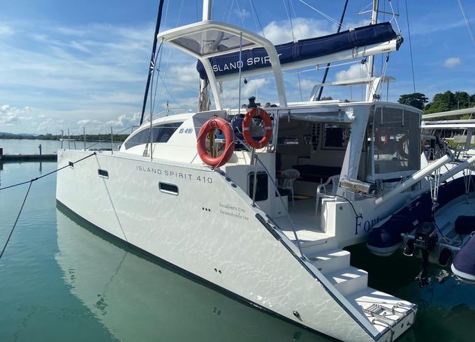 Island Spirit Yachts Island Spirit 410