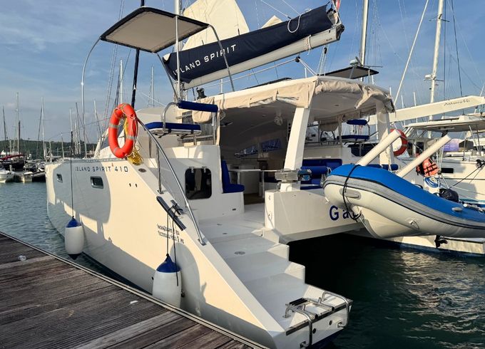 Island Spirit Yachts Island Spirit 410