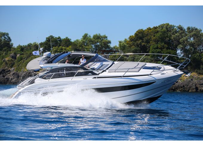 Princess Yachts Princess V40