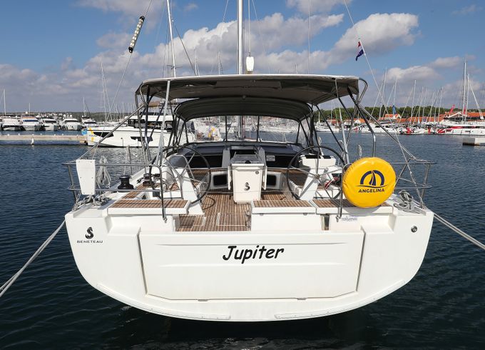 Beneteau Oceanis 51.1