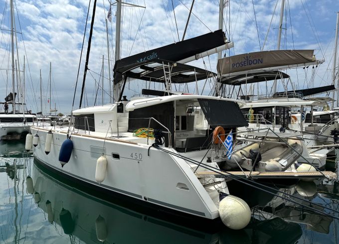 Lagoon 450f