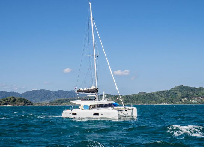 Lagoon 42