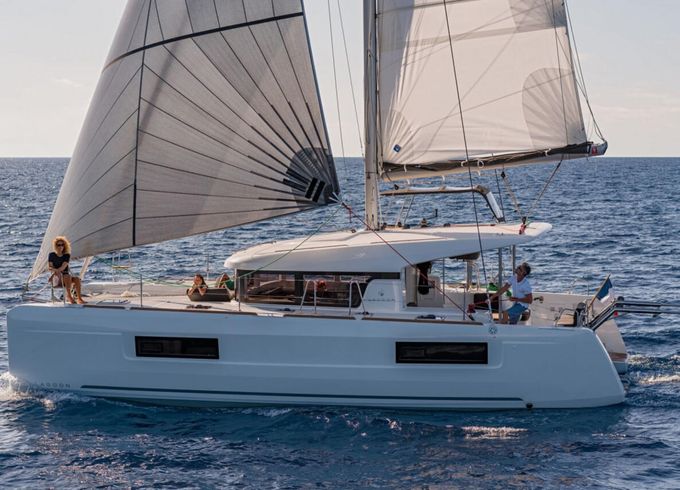 Lagoon 400 S2