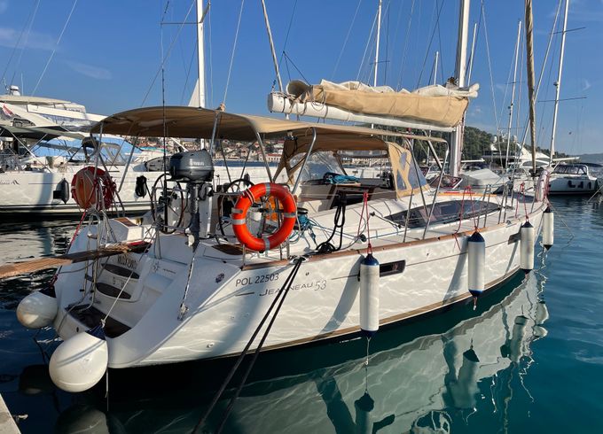 Jeanneau 53