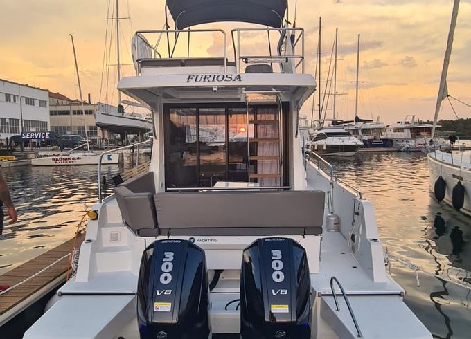 Beneteau Antares 11 Fly Ob